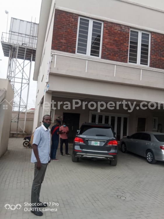 5 bedroom flat for sale at Lekki phase 1, Lekki Lagos.  House for Sale Lekki Lagos Vetra  Property