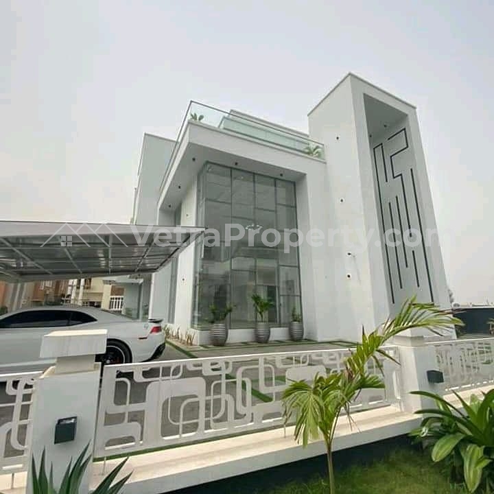  5 bedroom Luxury fully detached duplex with Pool ,cinema and BQ  5 bedroom House for Sale Lekki Lagos Vetra  Property