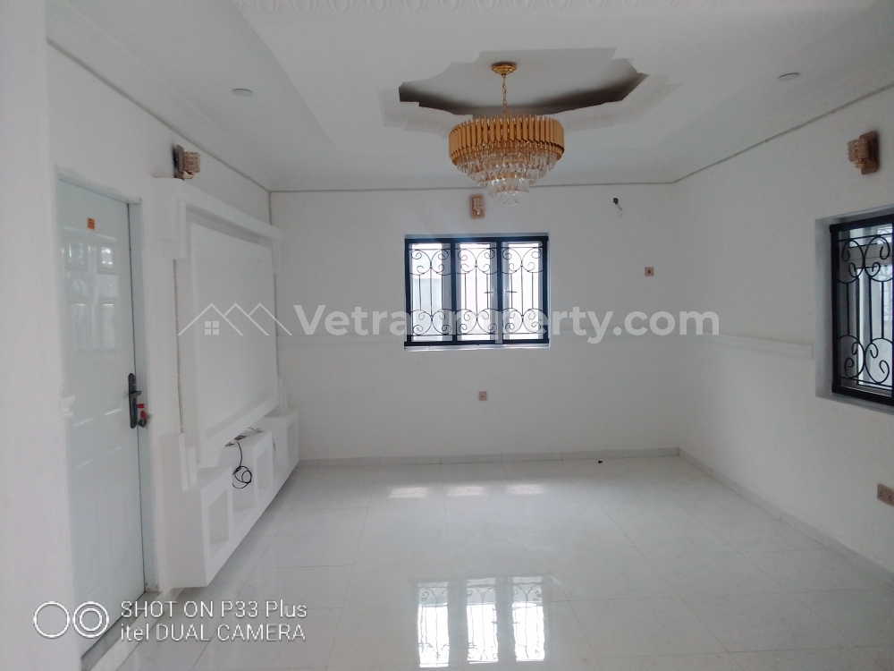  LAVISHLY BUILT 3 BEDROOM FLAT  3 bedroom House for Rent Ibadan Oyo Vetra  Property