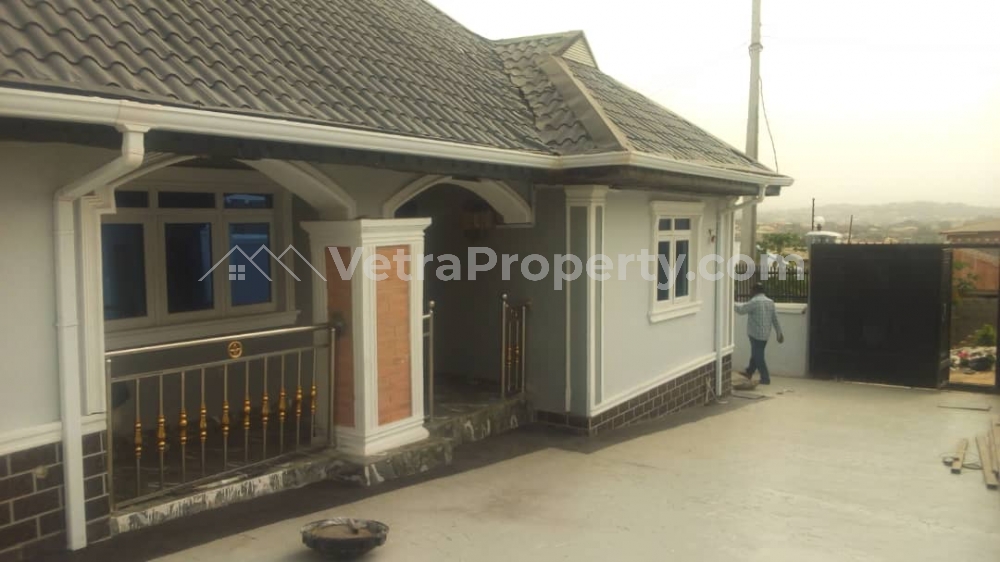  Tastefully finished 3 bedroom flat  3 bedroom House for Rent Ibadan Oyo Vetra  Property