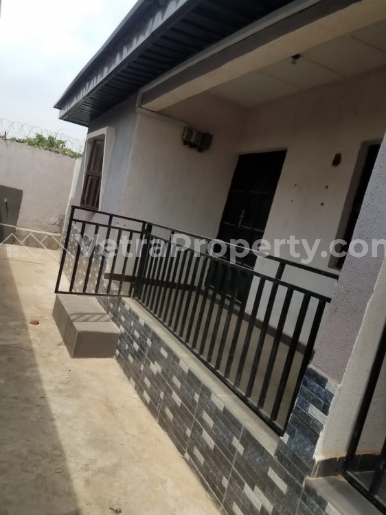  2 Bedrooms Flat at  2 bedroom Flat for Rent Ibadan Oyo Vetra  Property