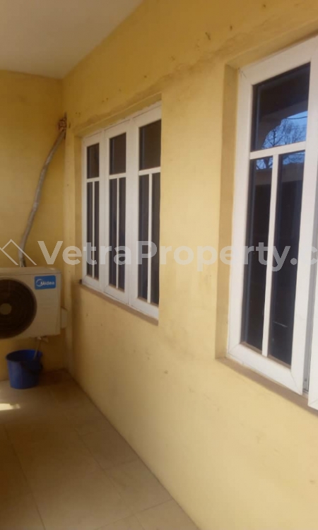  3 Bedrooms flat At  3 bedroom Flat for Rent Ibadan Oyo Vetra  Property