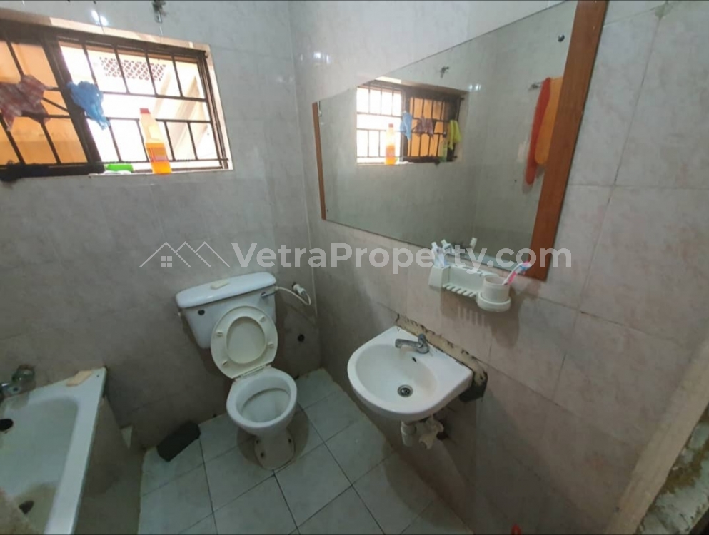  Room In A 3 Bedroom Shared Apartment @ Magodo  Flat for Short let Kosofe Ikosi Lagos Vetra  Property