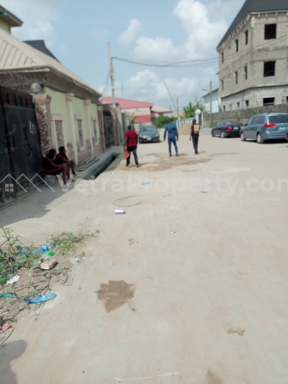 Image 1 Title