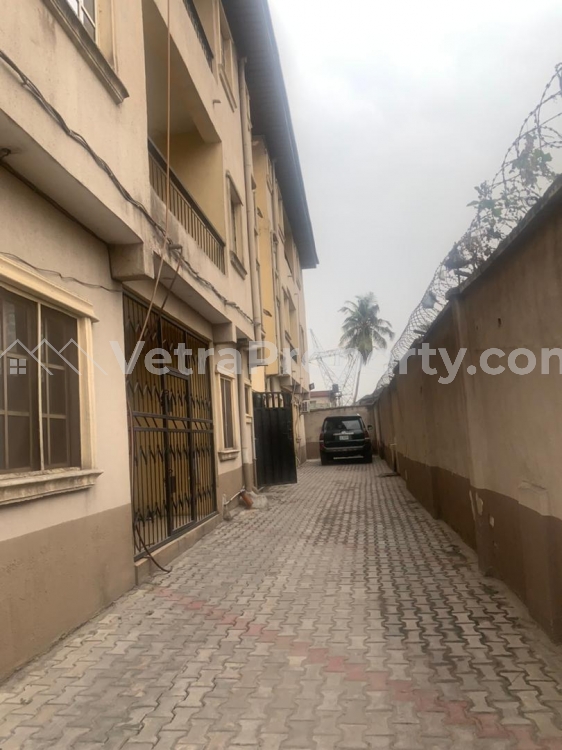  Decent 3 apartment on a block of 6 with rooms en-suite in a serene neighborhood  3 bedroom House for Rent Surulere Lagos Vetra  Property
