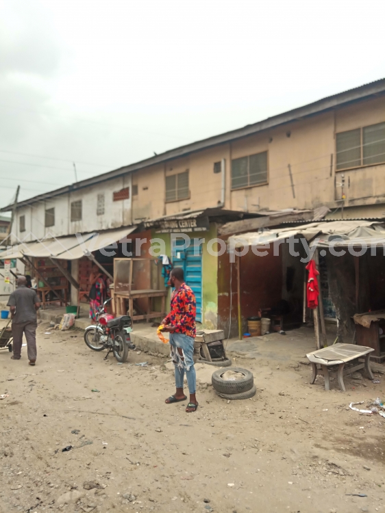  Coner piece Land with structure to demolish on 700sqm  Land for Sale Surulere Lagos Vetra  Property