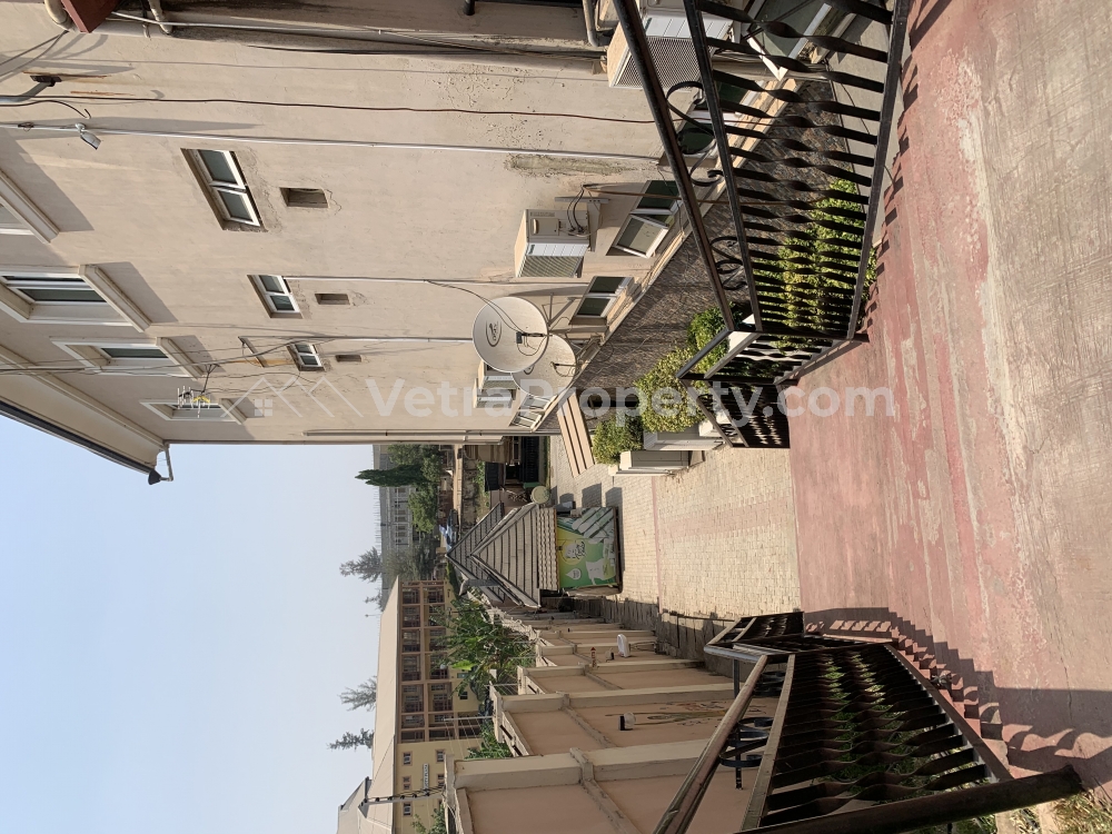 Image 1 Title