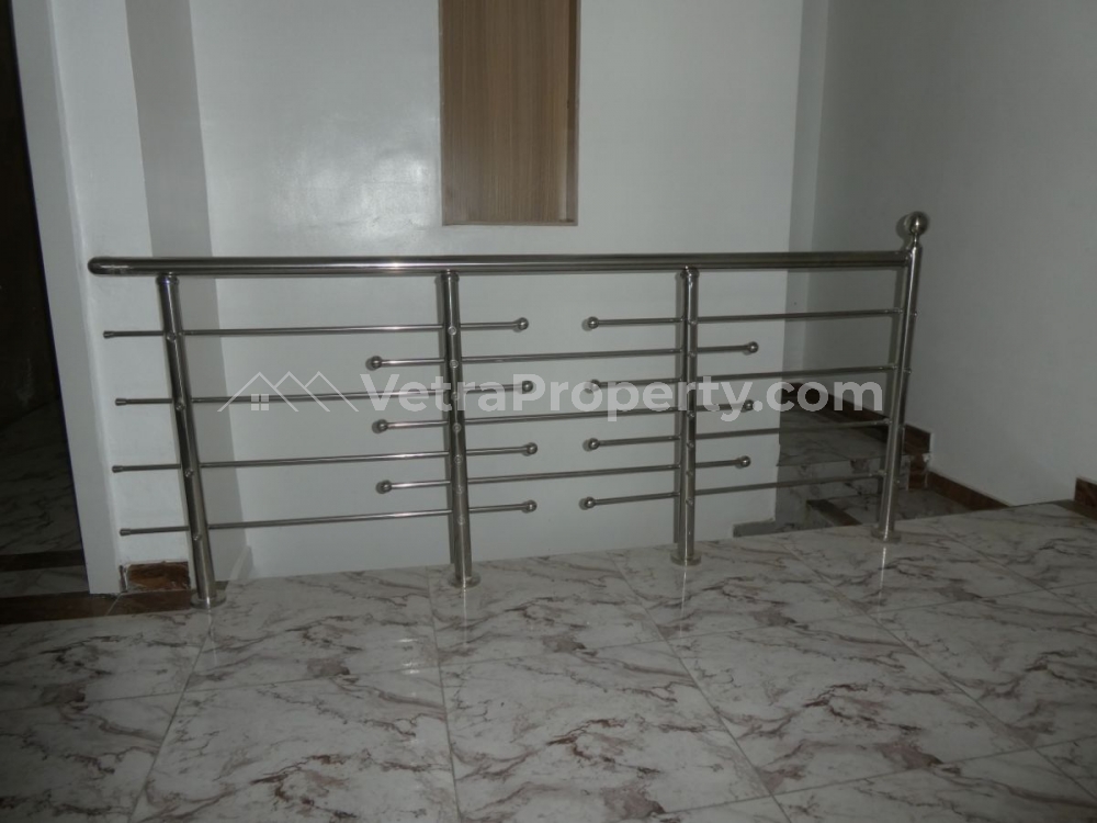 Image 1 Title