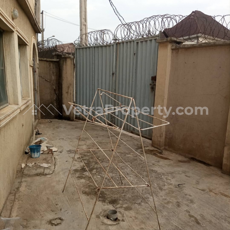 Image 1 Title