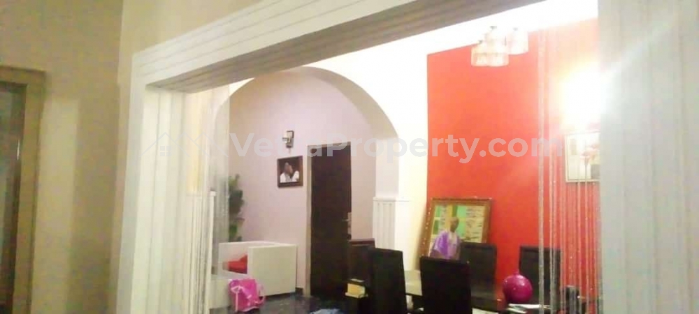 Image 1 Title