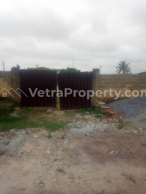  6 plots of land fenced and gated at Basorun idi Ape. Olak  Land for Sale Ibadan Oyo Vetra  Property