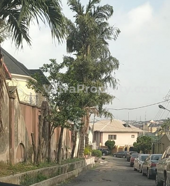 Image 1 Title