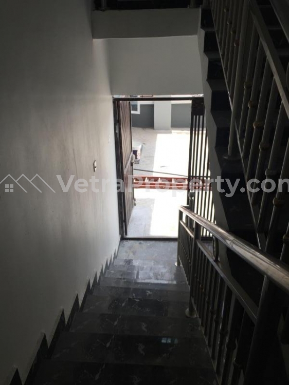 Image 1 Title