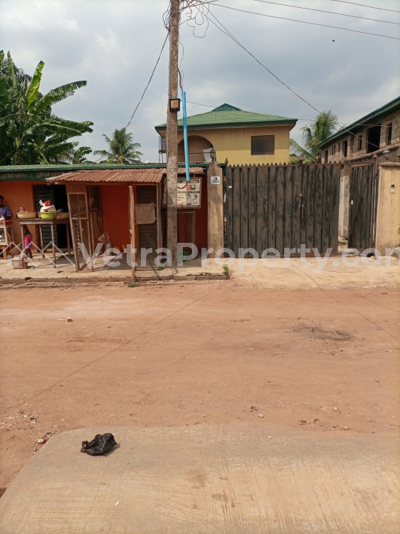  A storey building with two shops and a spacious compound for sale.  5 bedroom House for Sale Ifo Ogun Vetra  Property