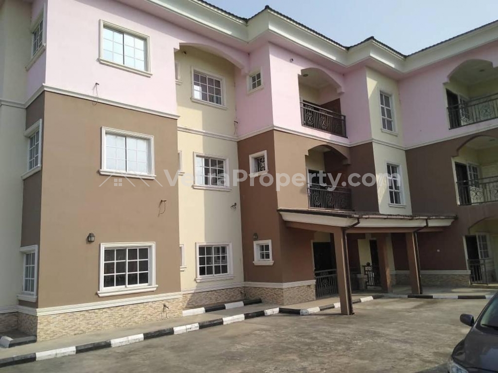  Newly built 6units of 3bedroom at Ogidan Sangoted lagos state. Very close to the road .come with 100kva generator , standing on a 3plots of land .  3 bedroom House for Sale Lekki Lagos Vetra  Property