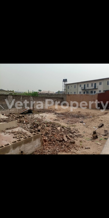  Half plot of Land in a Well Develop Area at ifako gbagada Price: 18m Title: Receipt & survey,  Land for Sale Gbagada Lagos Vetra  Property