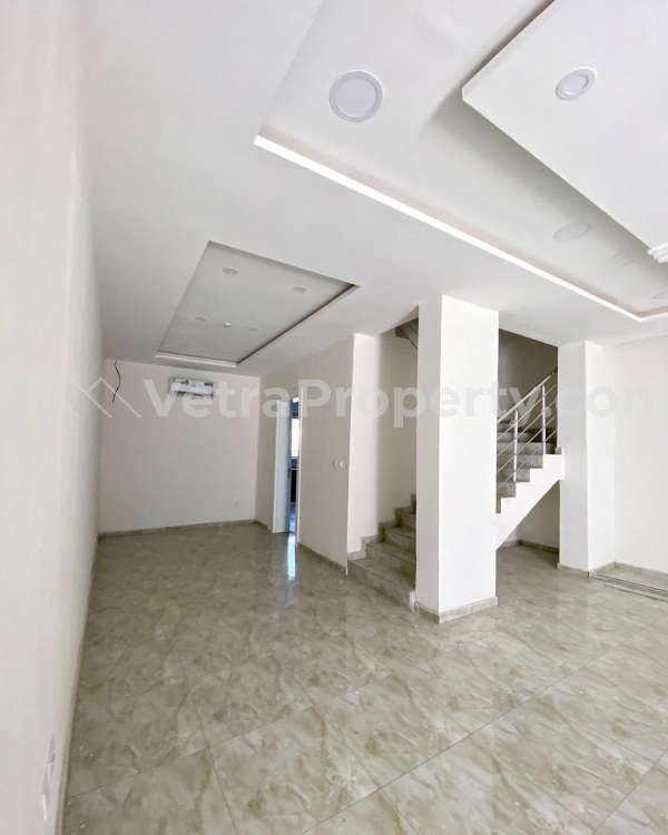 Image 1 Title
