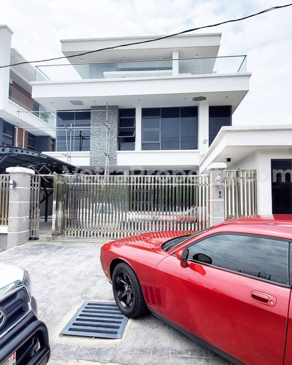  Newly built 5bedroom duplex with cinema and swimming pool, REQUEST FOR VIDEO  5 bedroom House for Sale Lekki Lagos Vetra  Property