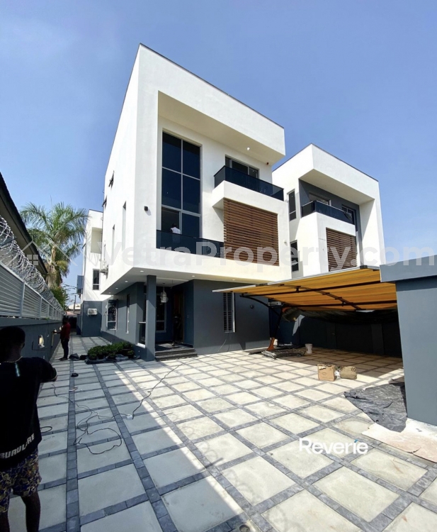  Elegantly designed 5 bedroom fully detached duplex with a swimming pool  5 bedroom House for Sale Lekki Lagos Vetra  Property
