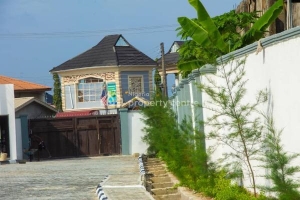 Image 1 Title
