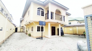 Neatly Maintained 5 Bedroom Semi Detached House For Let In Agungi Lekki Lagos. 5 bedroom Semi-Detached Duplex for Rent Lekki Lagos Vetra  Property