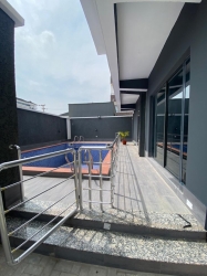 Image 1 Title