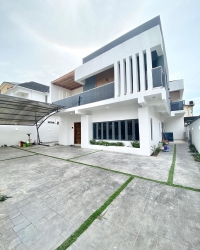 Tastefully 5 Bedroom Fully-detached House. 5 bedroom Detached Duplex for Sale Lekki Lagos Vetra  Property
