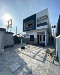 Nicely Built 5 Bedroom Fully Detached House. 5 bedroom Detached Duplex for Sale Lekki Lagos Vetra  Property