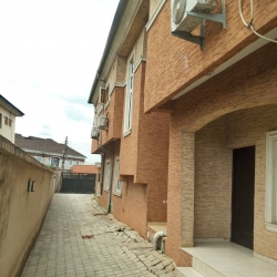 Nicely Renovated 3 Bedrooms Up Flat All Room Ensuite With Guest Toilet N Fitted Kitchen Cabinets 3 bedroom Flat for Rent Gbagada Lagos Vetra  Property