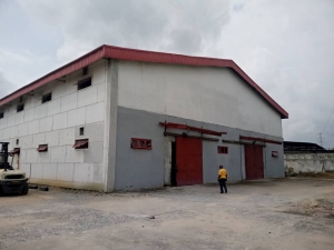 Standard Bay Warehouse Measuring 1,000sqm On Fatai Atere Way, Matori Industrial Estate N25,000/sqm Warehouse for Rent Mushin Lagos Vetra  Property