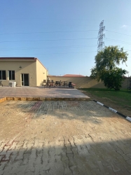 Image 1 Title