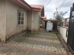 Image 1 Title